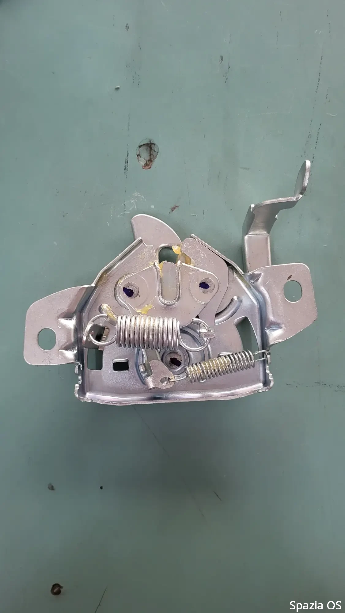BONNET LOCK LOWER BOLERO CI