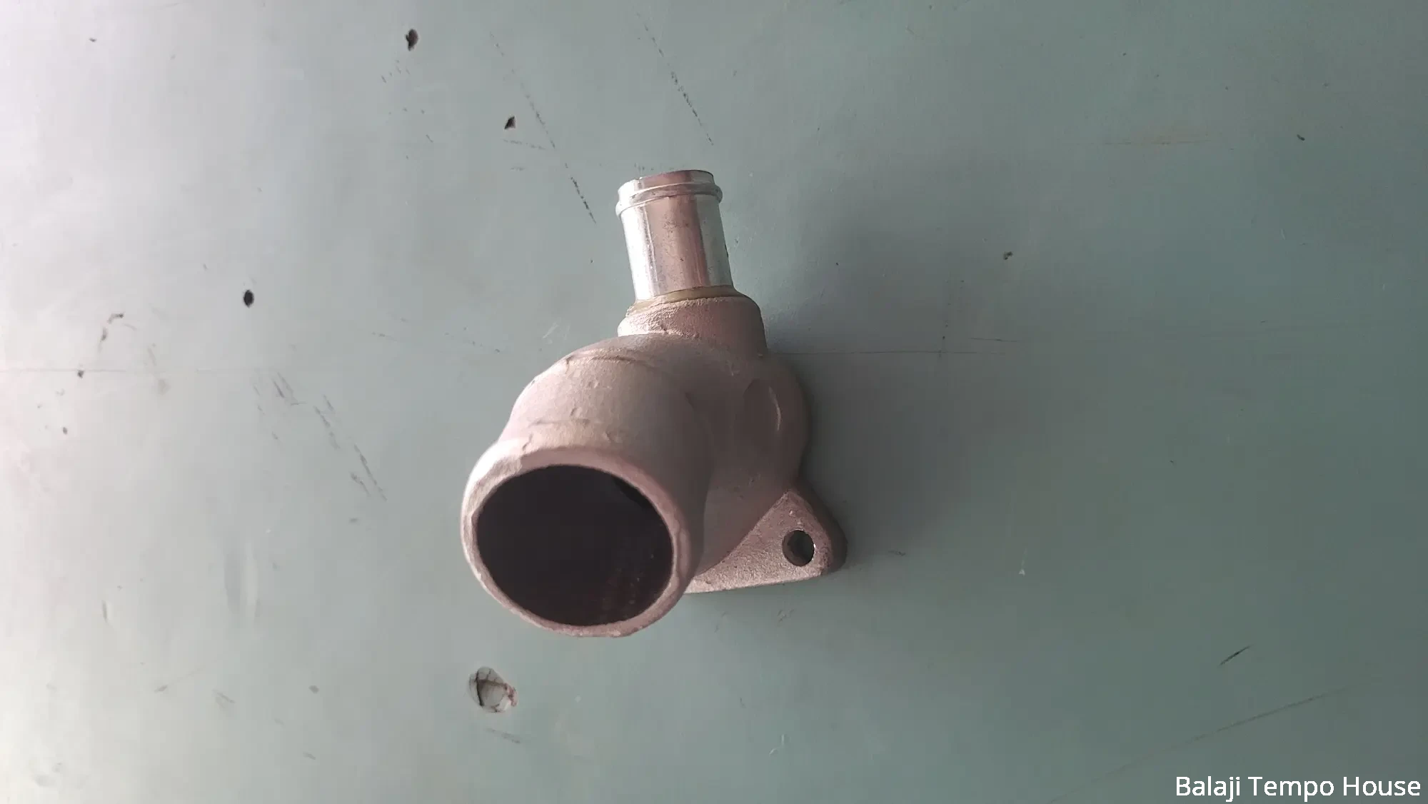 ELBOW INDICA 2 HOLE AL. image 3